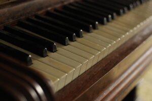 piano, antique, music, instrument, musical, musical instrument, classic piano, brown music, brown piano, piano, piano, piano, piano, piano