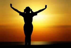 person, woman, girl, human, pleasure, sunset, sun, orange, lust for life, cheers, silhouette, young people, boy, comfort, nature, be pleased with, satisfaction, merry mood, cheerful mood, happy courage, frohsinn, joy, bliss